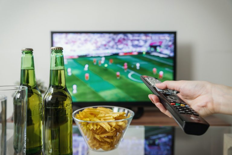 Watching live sport on TV with an IPTV subscription